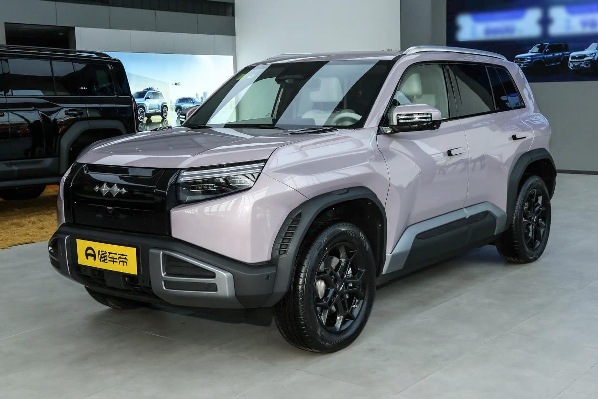 方程豹开始做轿车!听句劝,咱专心做SUV不行吗?_方程豹开始做轿车!听句劝,咱专心做SUV不行吗?_