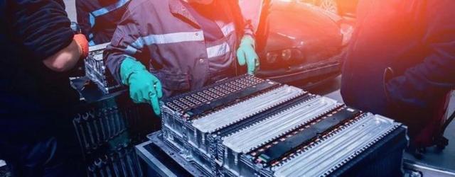 2026年汽车以旧换新补贴全面升级，新能源车最高可省上万元，充电桩安装加码老旧小区统一改造，提高购车和使用便利度-有驾