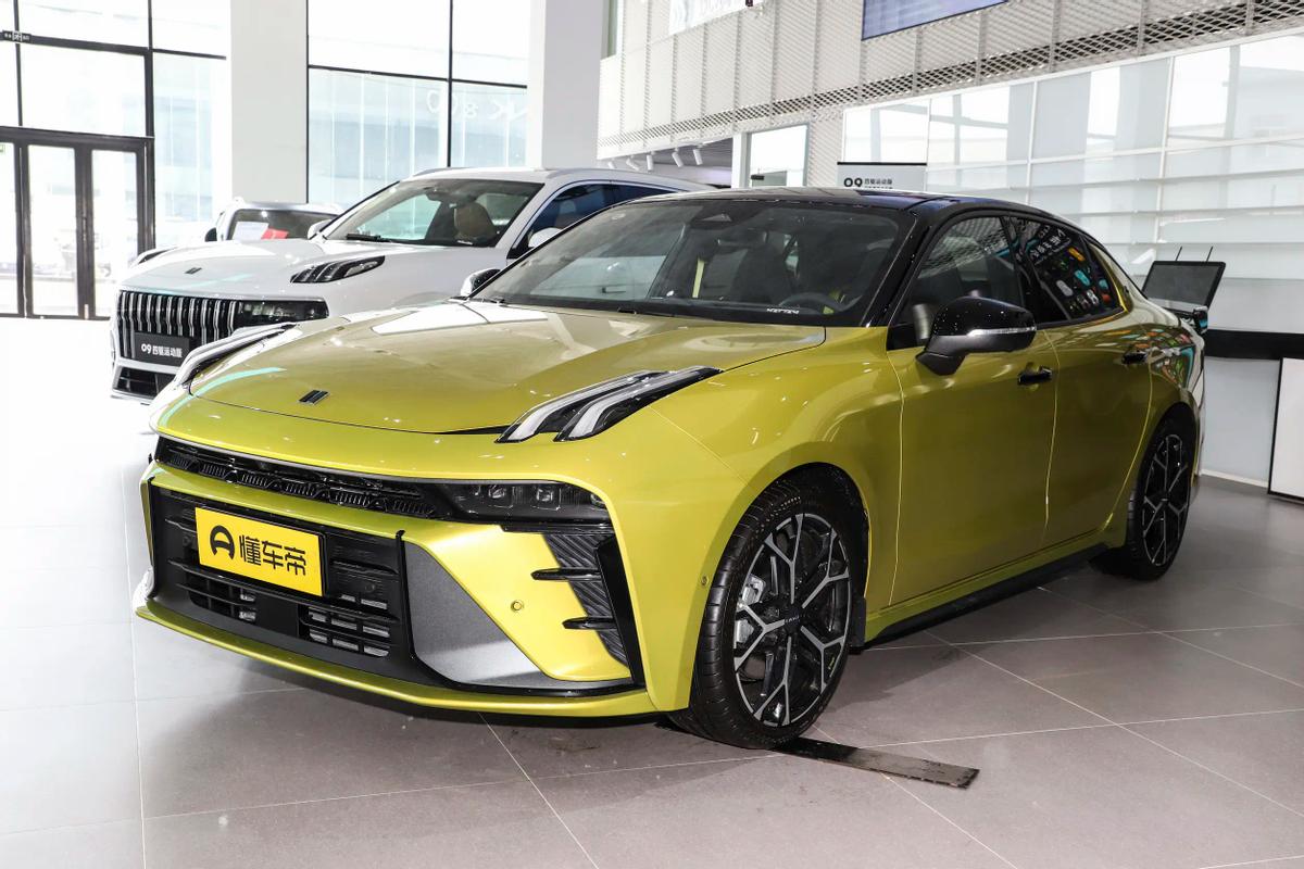 买奥迪的人是低调吗_奥迪有面子还是宝马_