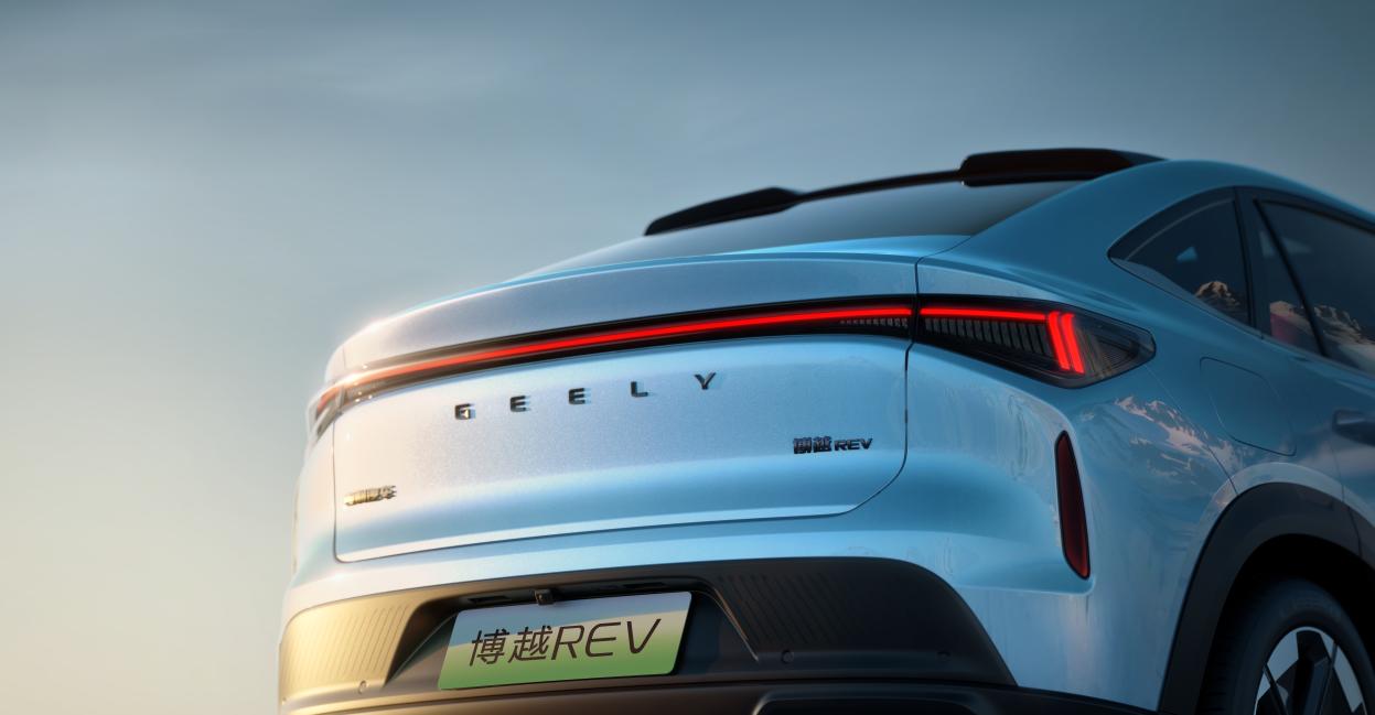 _吉利电动轿跑_吉利新款电车