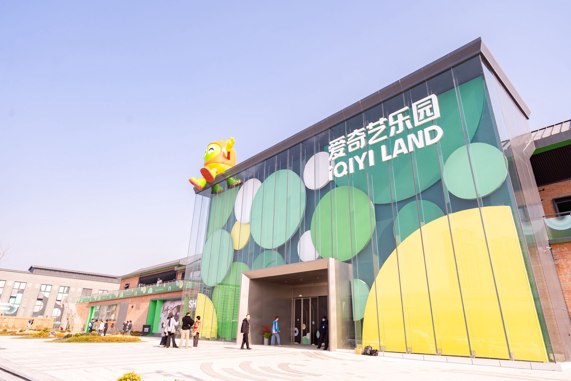 爱奇艺不必复制迪士尼