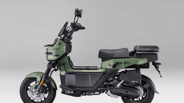 2026年春节前重庆摩博会上，新大洲本田SquareX125以12680元的价格逆势热卖，外观方盒子设计加实用多功能布局吸引追求个性的年轻消费者