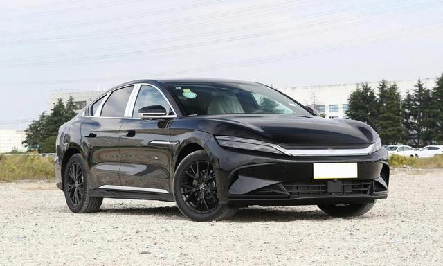 2026年上半年比亚迪大汉全新旗舰轿车谍照曝光，车长超5米直指30万高端市场，搭载激光雷达和豪华智能配置，性价比全面碾压同级对手-有驾