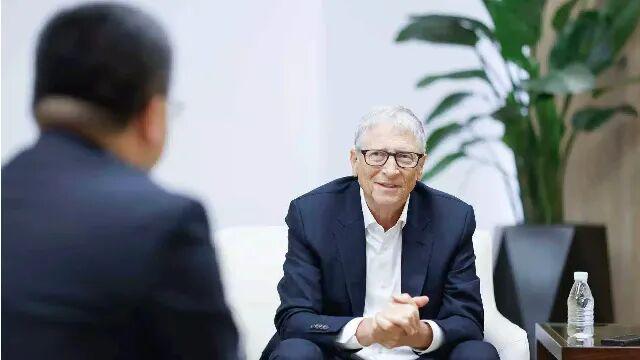 比尔·盖茨再次访华，直面“爱泼斯坦争议”
