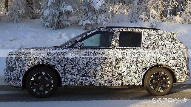 全新现代途胜谍照曝光，分体式大灯上车，造型更硬朗-有驾