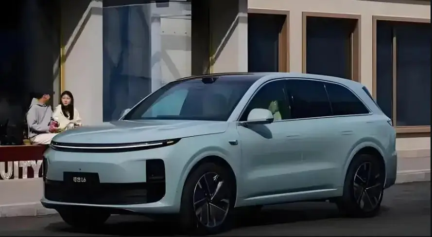 理想汽车，核心高管节前闪电离职！__理想汽车，核心高管节前闪电离职！