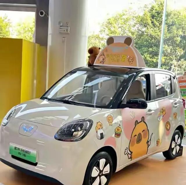 邻居保密厂高工一句话，暴露了五菱的“神车”滤镜碎成渣