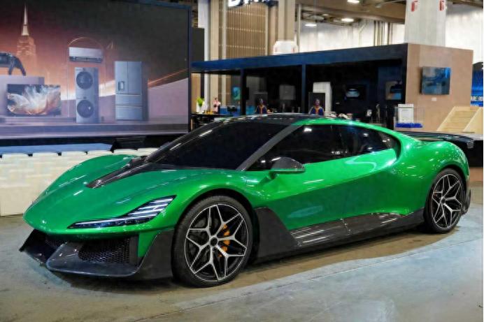 剑指全球豪华新能源市场，「星空计划」引爆CES