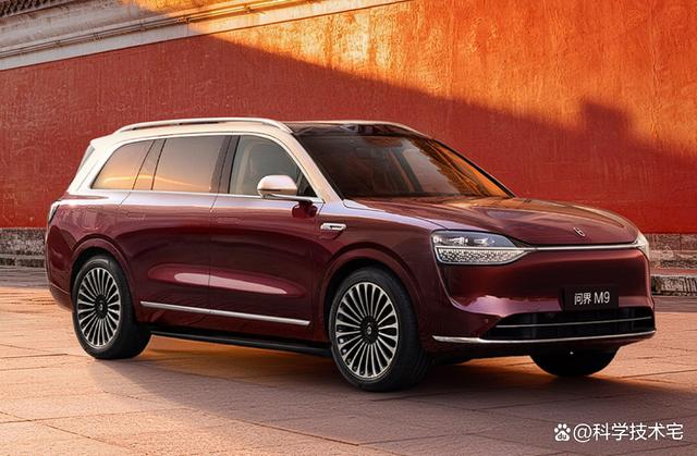 再次超过问界M9！极氪官方宣布，极氪9X连续三月50万级SUV第一！-有驾