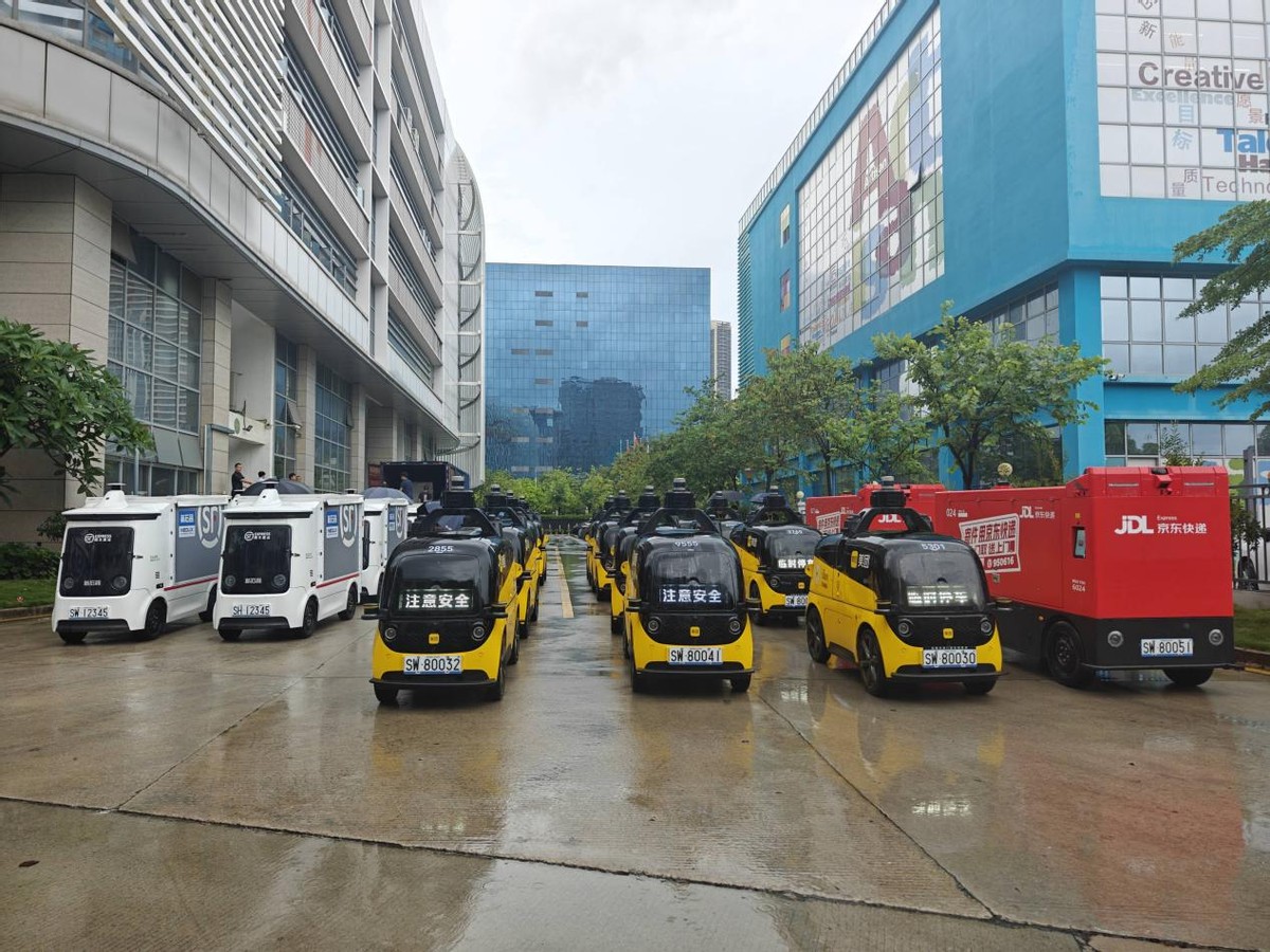 _老头乐“超进化”,无人车“目中无人”,该管管了!_老头乐“超进化”,无人车“目中无人”,该管管了!