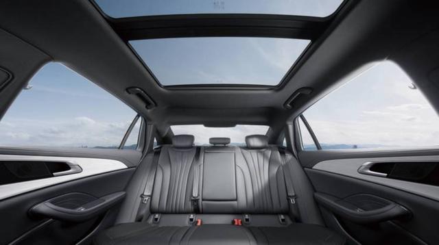 开了一千五百里回家过年，全程一个人开，真心告诉大家它是最好开的大六座，舒适配置丰富不累人，智能操控灵活应对各种路况