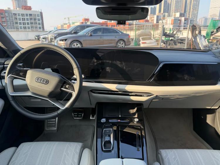 奥迪智能驾驶车_奥迪或将采用华为自动驾驶方案_