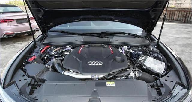 2026款奥迪S6上市，85.88万起售配V6动力，电车围剿下，燃油性能车还有出路吗-有驾