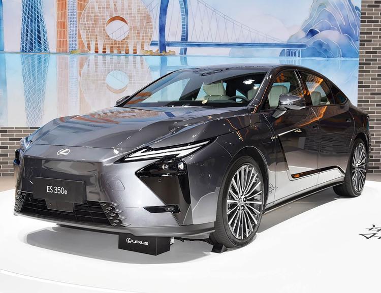 买家用轿车什么时候优惠大__春节买汽车