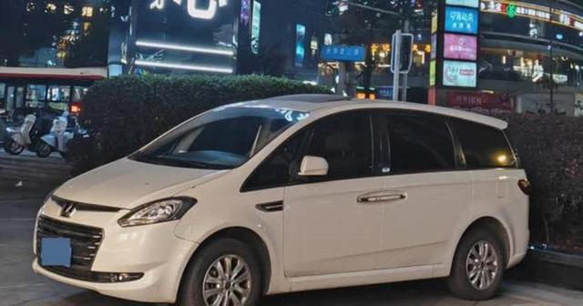 名声真的很重要，被钉在耻辱柱的纳智捷被口水淹死，大众车企的负面印象和玩梗热度持续发酵难以消散