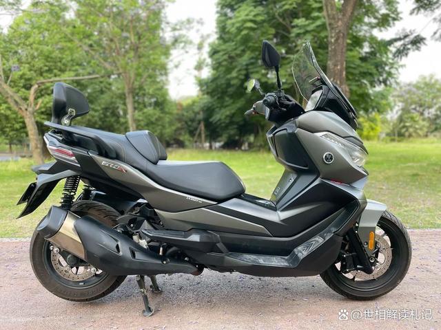 3万无极SR4Max:34匹马力,为何听着像“炒螺丝”?-有驾