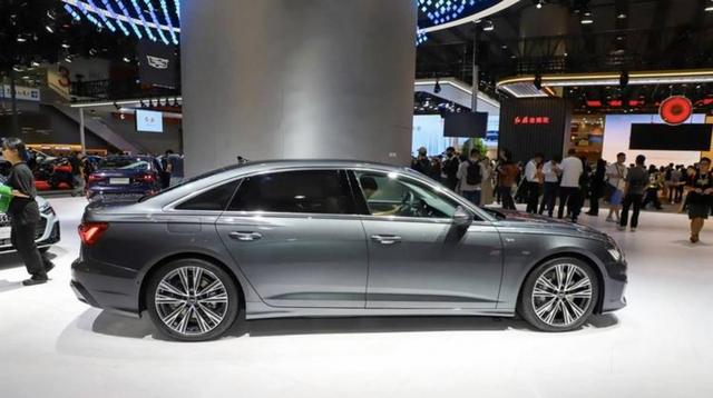 2026年1月中大型轿车销量排行榜出炉，BBA稳居前三豪强格局不变，自主混动车型凭借性价比和技术优势强势突围市场竞争激烈-有驾