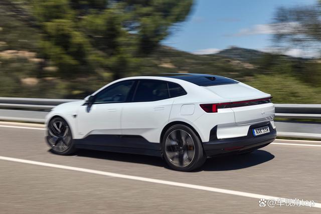 极星的新车型包括:4 系旅行车、新一代 2 系以及一款紧凑型SUV-有驾