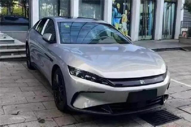 2026比亚迪密集上新,家用车市场迎大变局-有驾