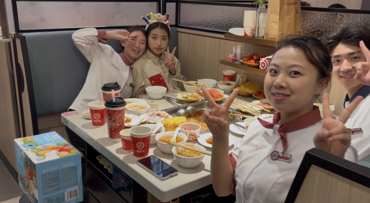 _导游带团返程总结词_导游落实用餐服务流程