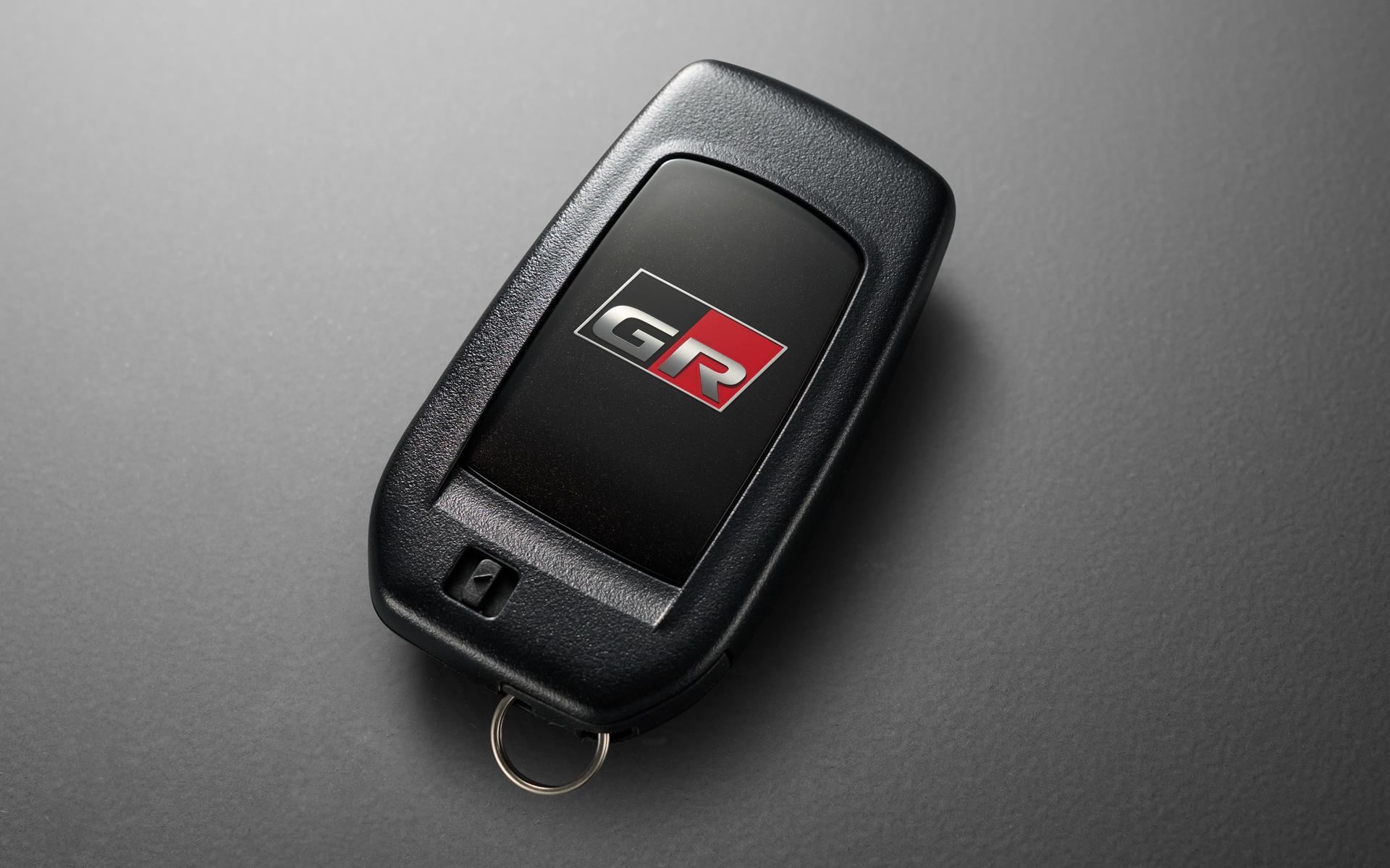 _丰田插电混合车型推荐_丰田插电混动车怎么样