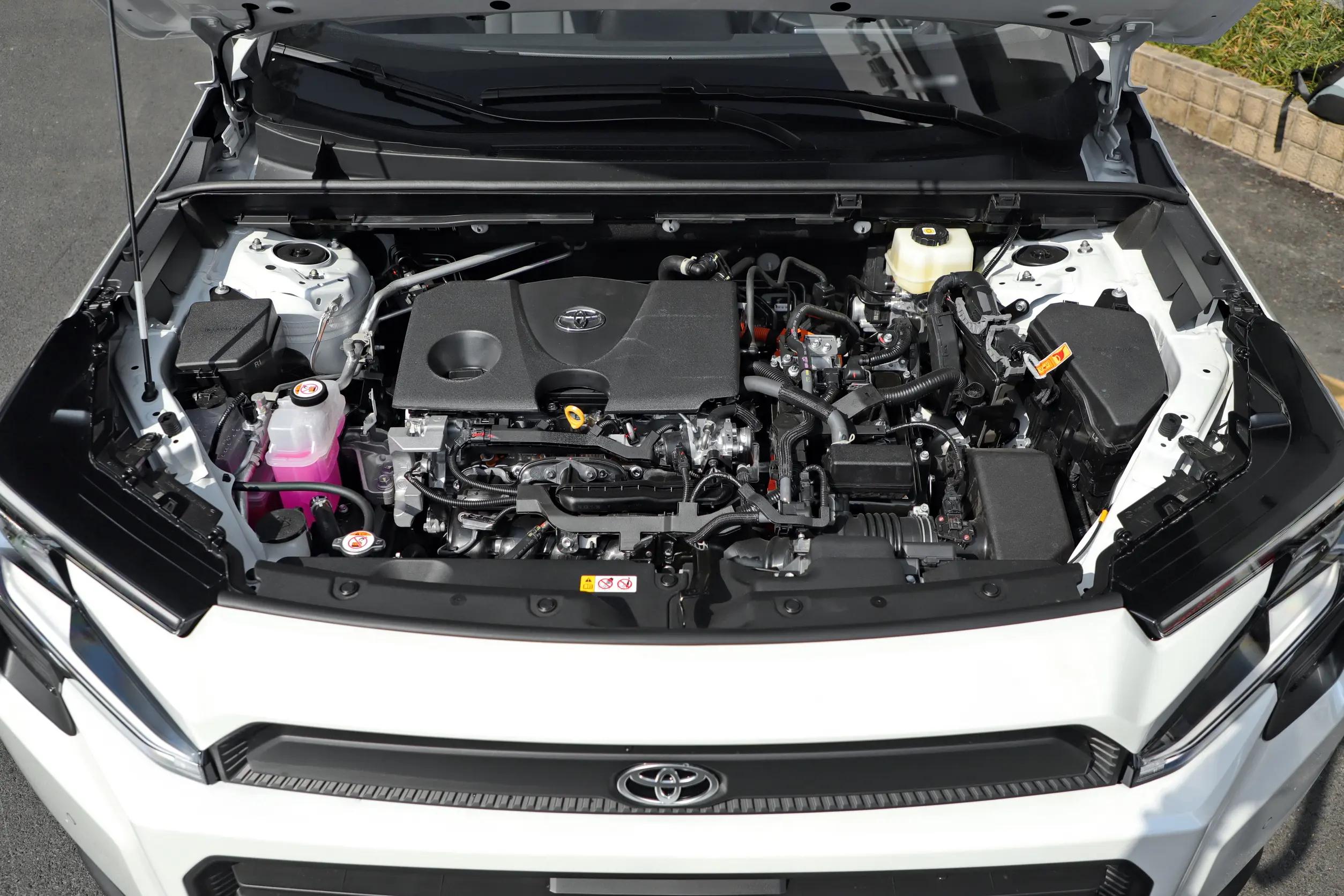 _丰田插电混合车型推荐_丰田插电混动车怎么样