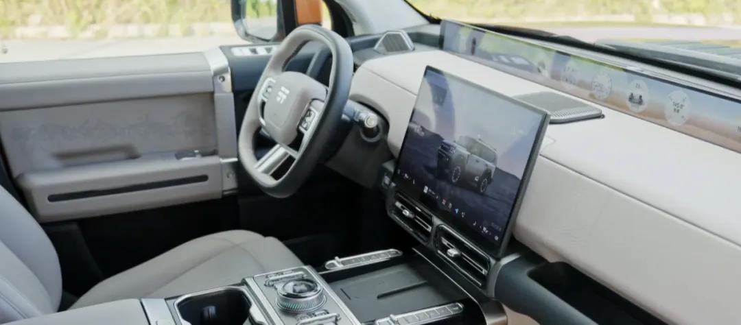 纵横深邃的意思是什么_纵深度是什么意思_