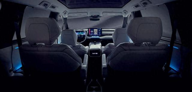 丰田全新电动SUV前瞻：三排大空间配科技座舱，真能接汉兰达的班？