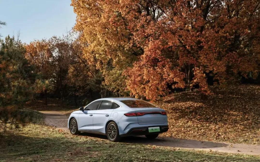 _1500左右华为哪款值得入手_04款日产风度老款值得入手吗