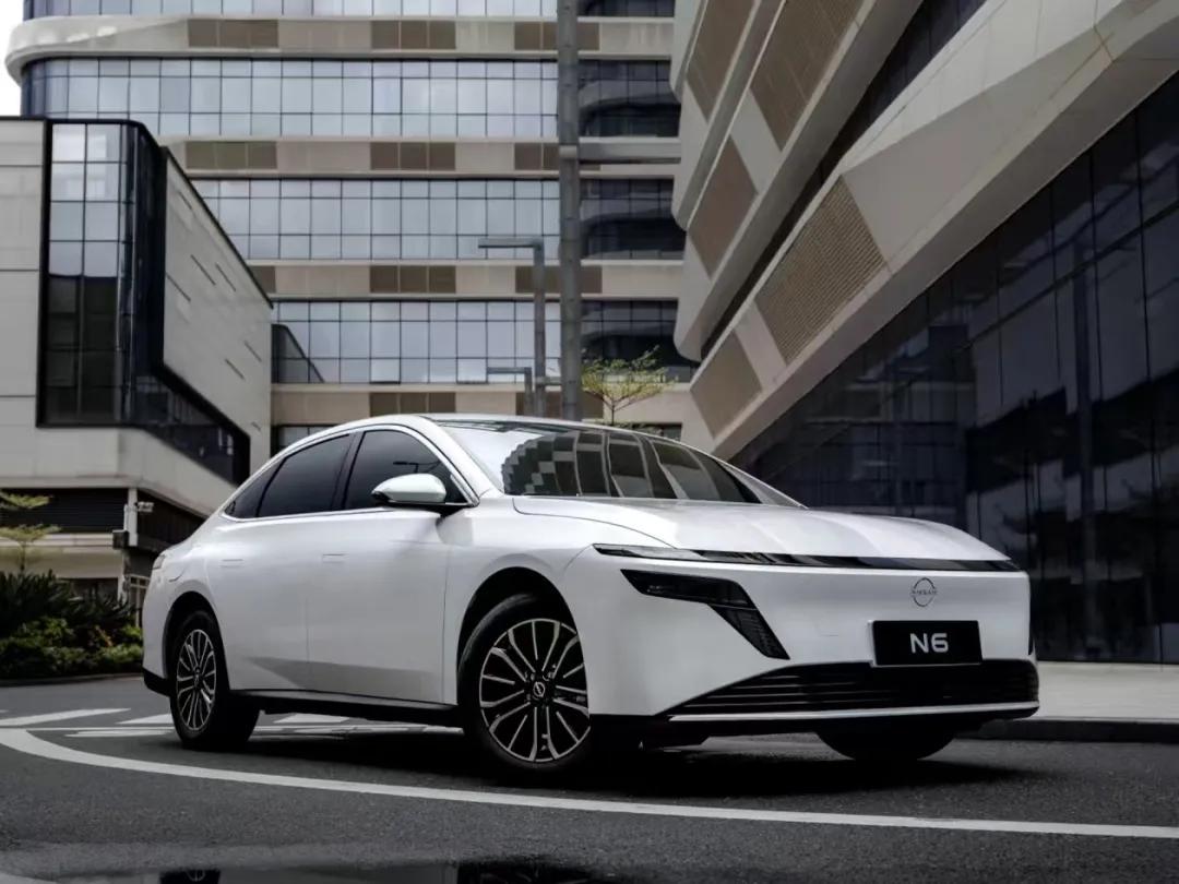 04款日产风度老款值得入手吗_1500左右华为哪款值得入手_