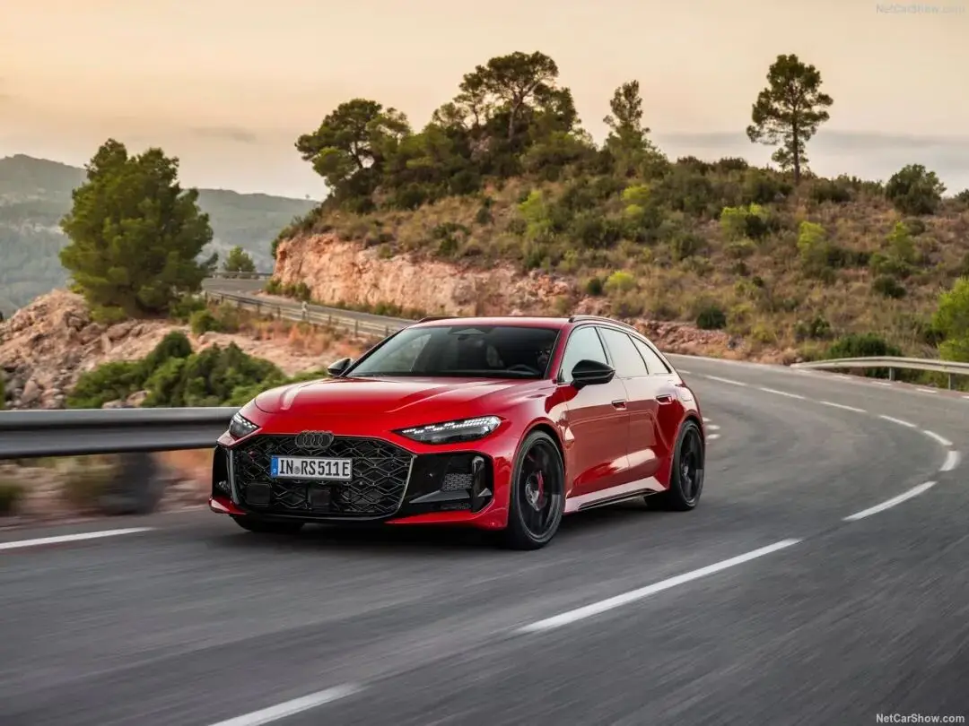 奥迪插电混动车型价格_奥迪插混suv_