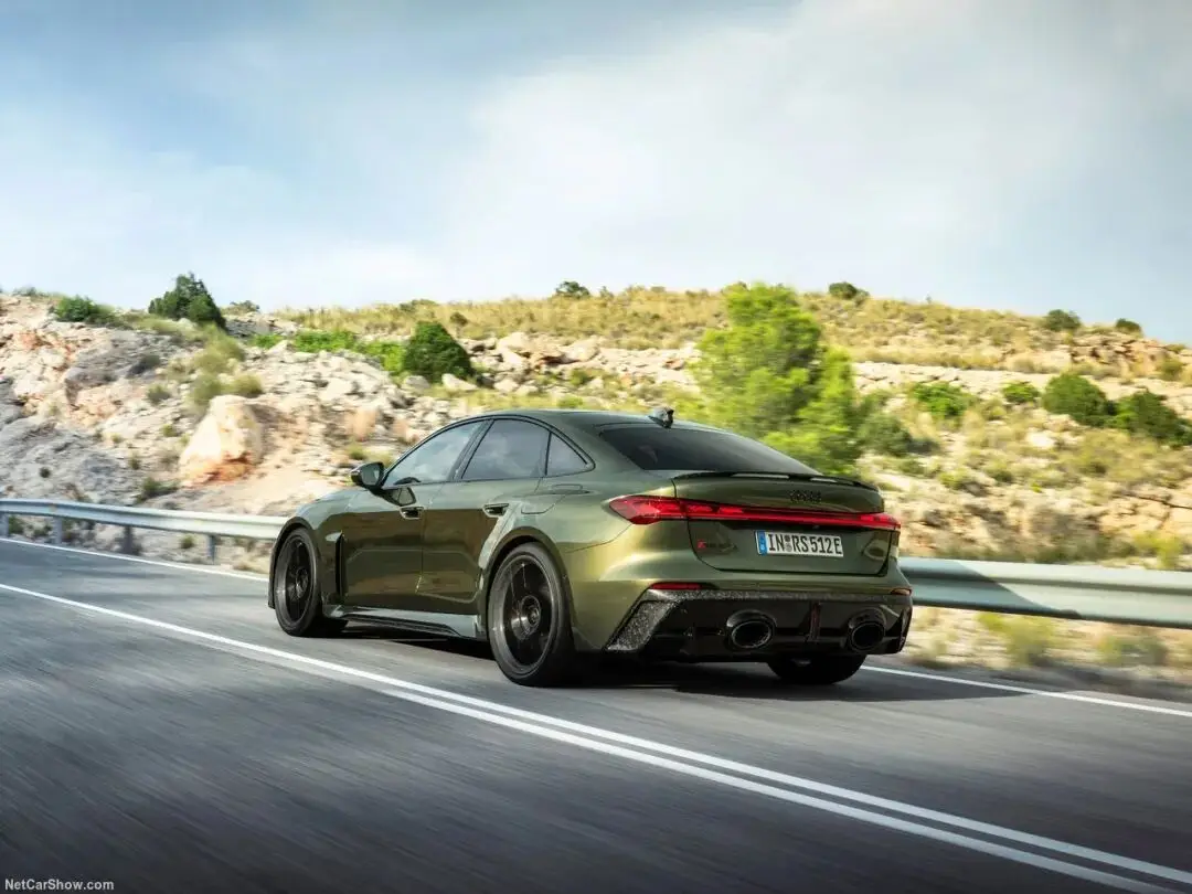 _奥迪插混suv_奥迪插电混动车型价格