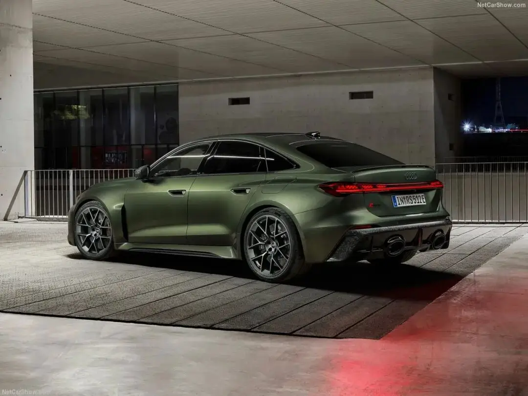 奥迪插电混动车型价格__奥迪插混suv