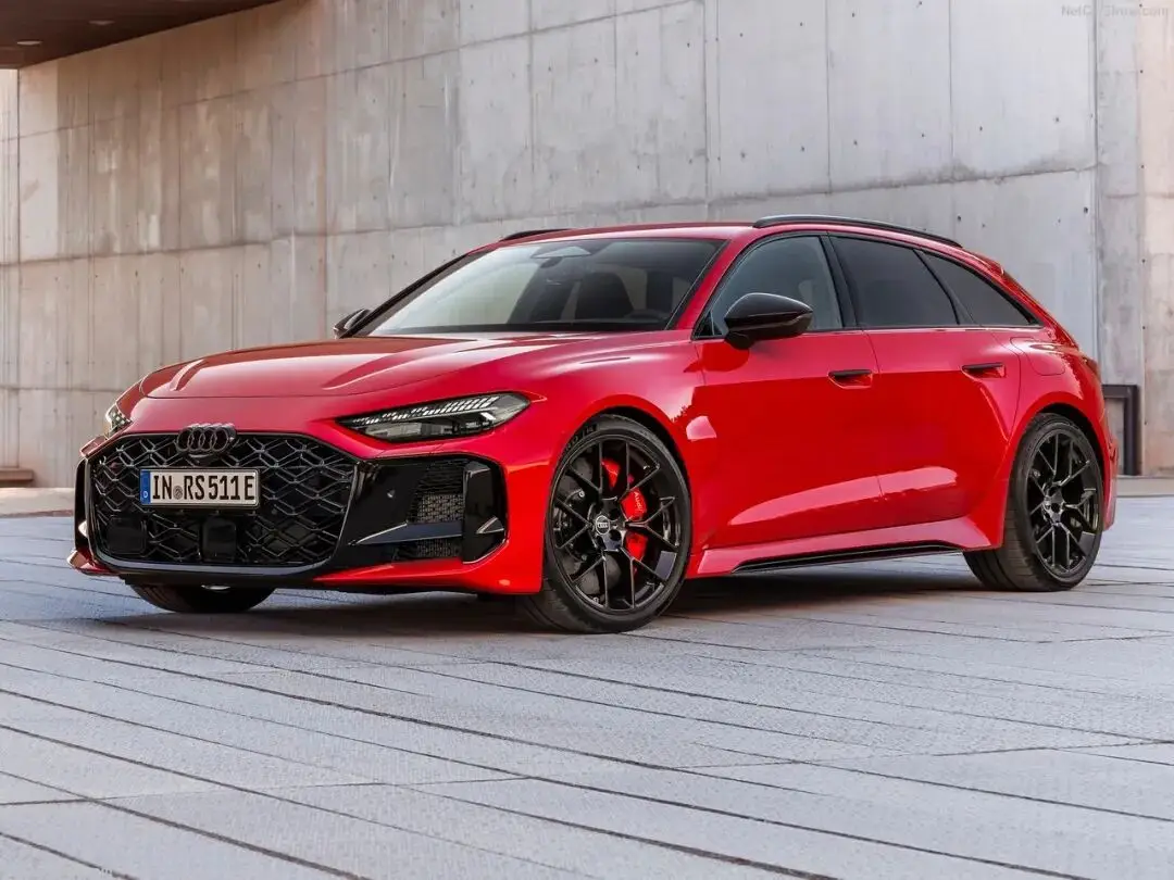 奥迪插混suv__奥迪插电混动车型价格