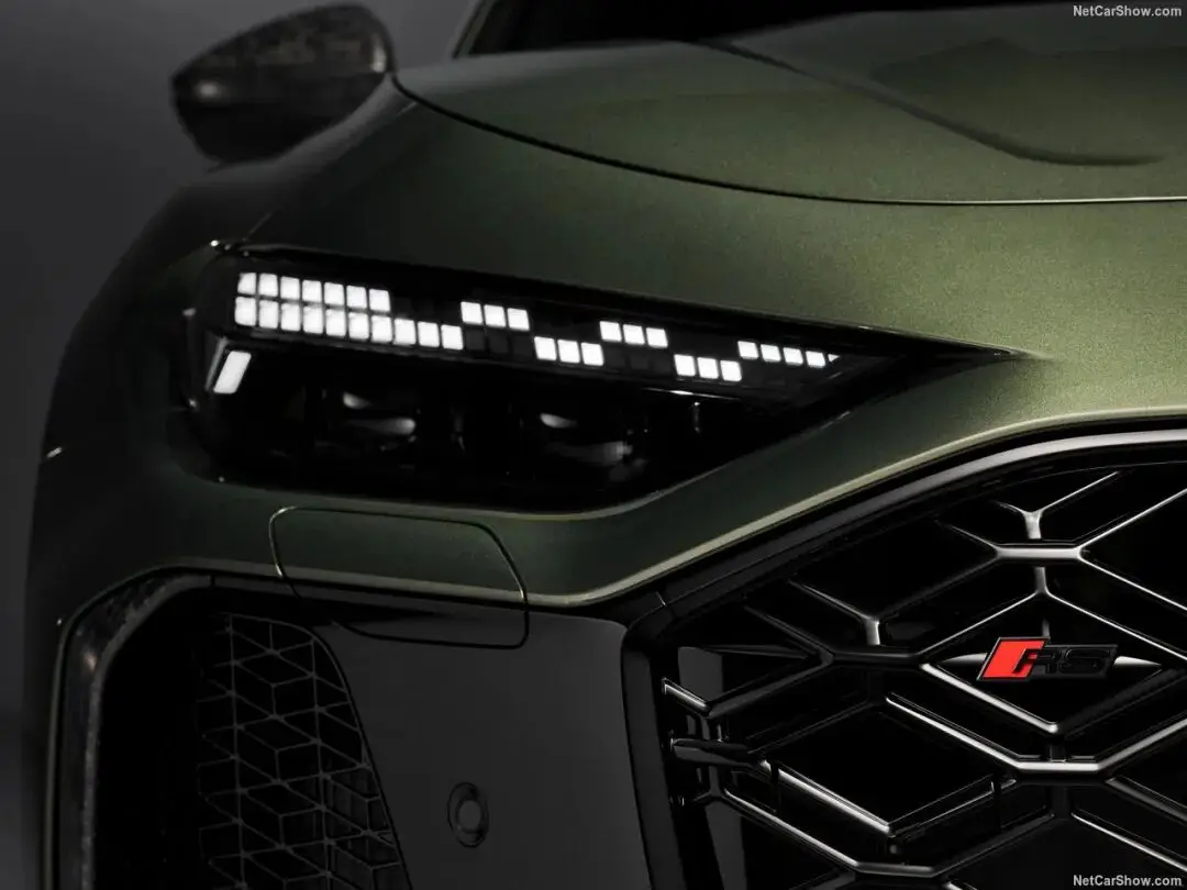 奥迪插混suv_奥迪插电混动车型价格_