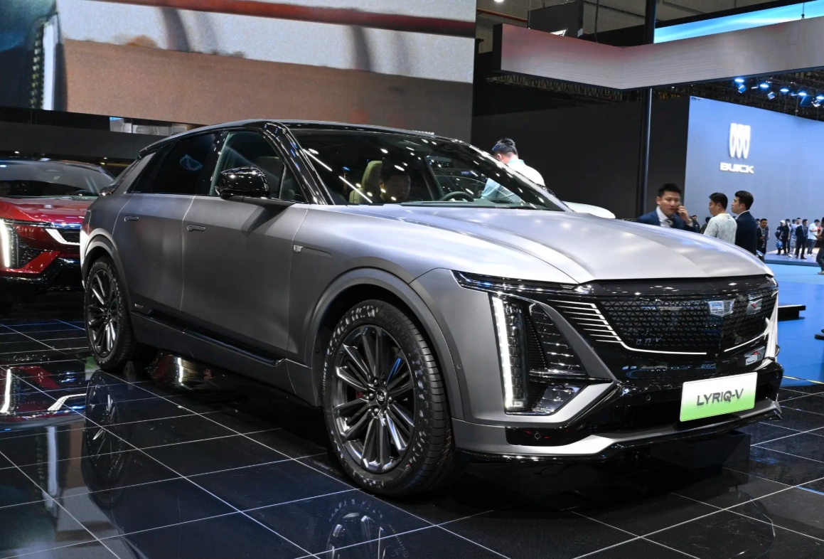 大号凯迪拉克_超大凯迪拉克_