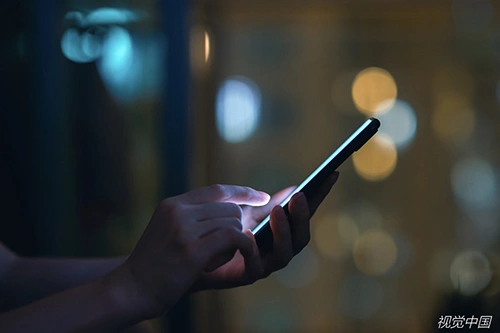 “为什么这些APP都想借钱给我？”