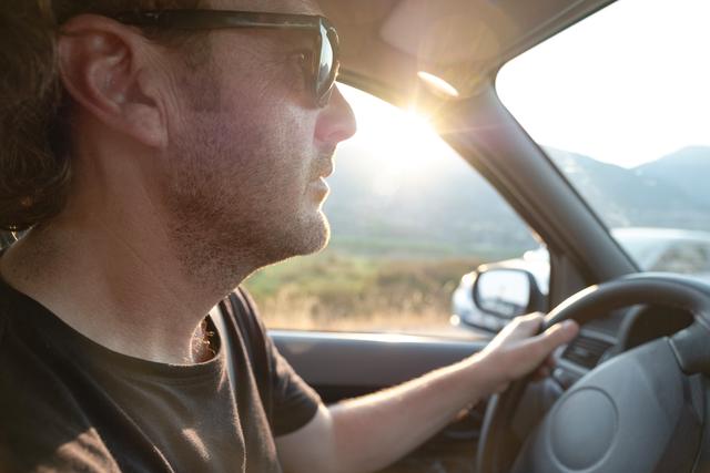 疲劳驾驶，12公里堵车背后的生死警示-有驾