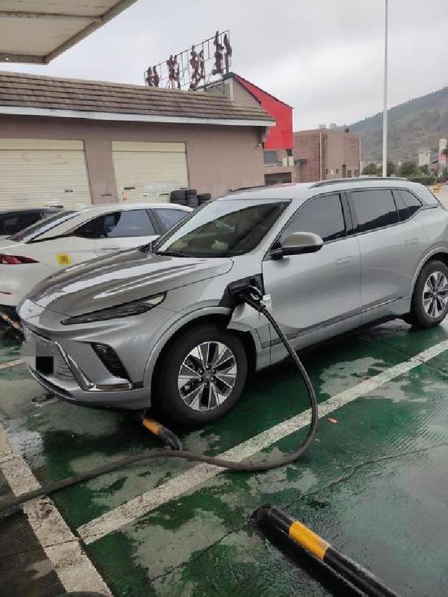 高速实测600km续航电车不够用？买前必看