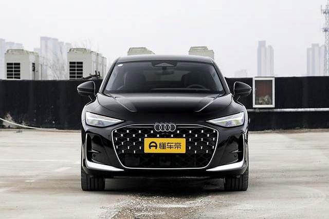 全新奥迪A6L实车抵达展厅,激光雷达支持选装,上市倒计时开启?-有驾