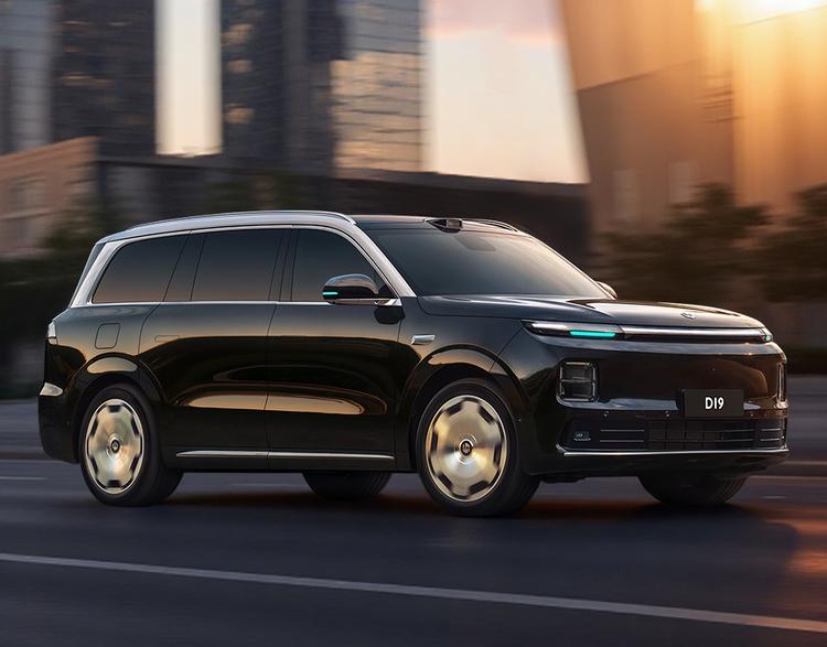 少年特战队巅峰对决_08款宝马5系有aux接口么_