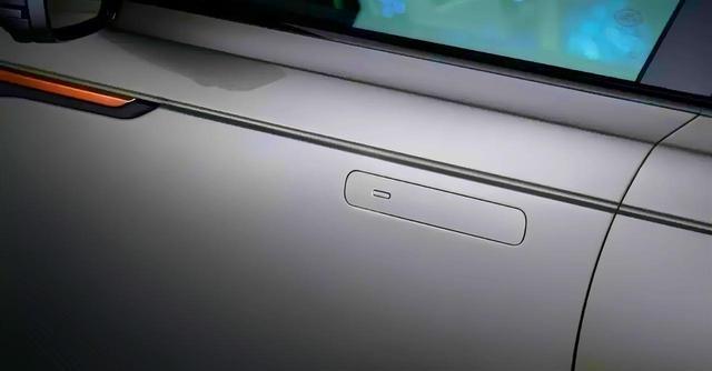 车企大屏内卷算盘全碎！工信部一纸禁令，戳穿了谁的科技谎言？-有驾