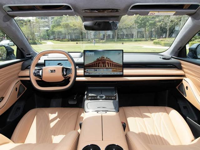 这下要排队买吉利了!C级车跌至8万多,续航1500km,连续月销破万-有驾