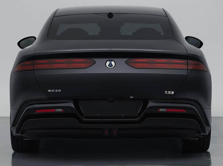 _比亚迪纯电出租车e5_比亚迪e5纯电动车图片