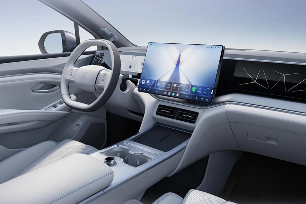 搭载天神之眼B+第二代兆瓦闪充，比亚迪宋Ultra EV 15.5万元起__搭载天神之眼B+第二代兆瓦闪充，比亚迪宋Ultra EV 15.5万元起