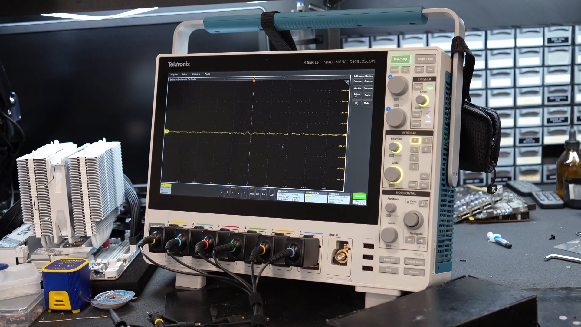 显存频率怎么超频__解除显存限制