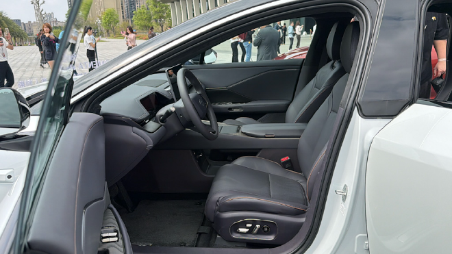 广汽丰田铂智7开启预售 预售权益价15.68万起