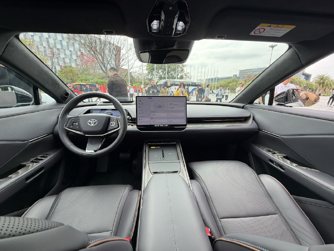 广汽丰田铂智7开启预售 预售权益价15.68万起