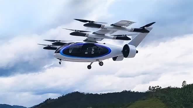 冯兴亚携多份建议赴全国两会 锚定汽车强国守护民生福祉_冯兴亚携多份建议赴全国两会 锚定汽车强国守护民生福祉_