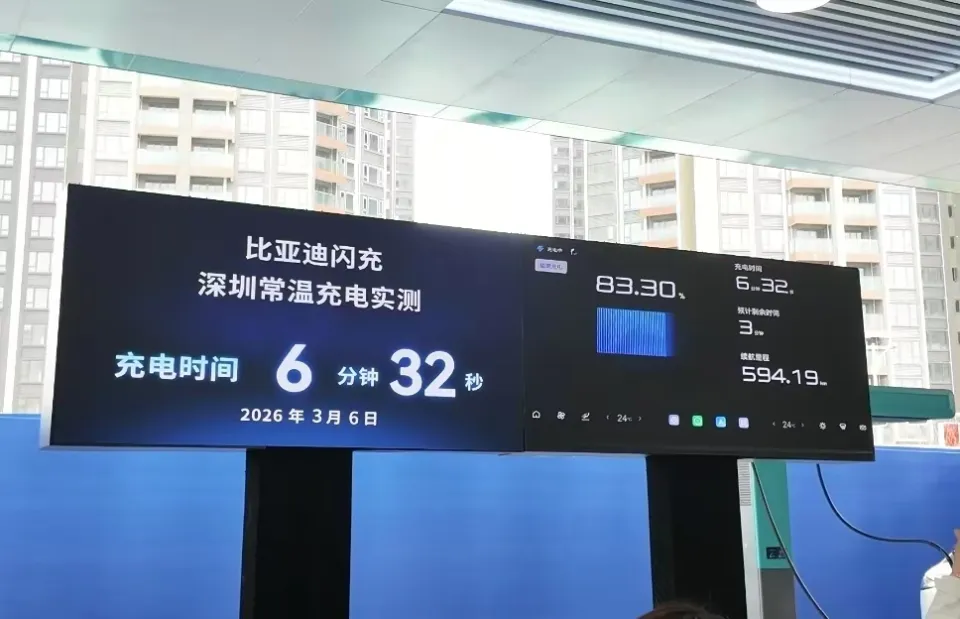 闪充刚发布，蔚来李斌就急着“解释”？只有他知道换电的短板是啥